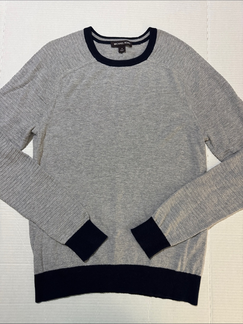Michael Kors Men's Light Gray Crewneck Sweater with Navy Trim M (224)